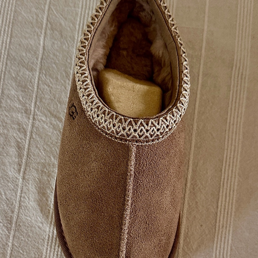 UGG Tasman Slip-On Shoes - Picture 3 of 8